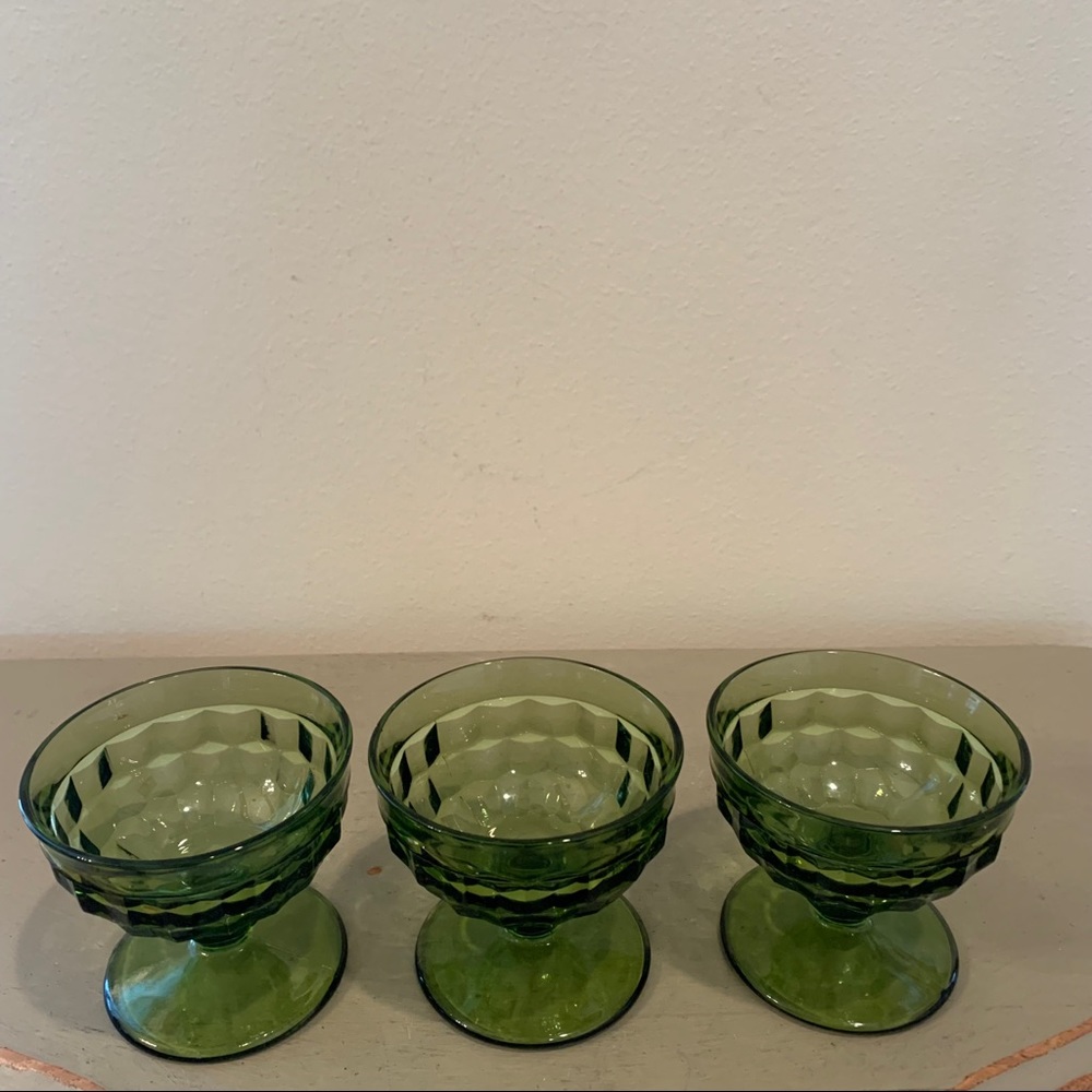 Three Vintage Green Dessert Glasses - Picture 3 of 7